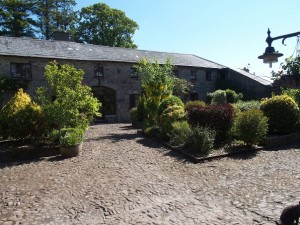 Binnenplaats van het Ballinacourty House